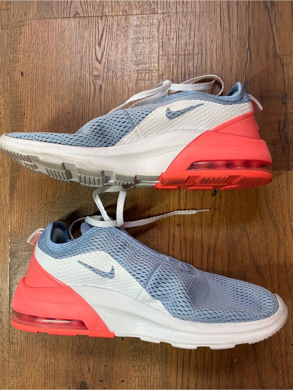 Nike Air Max Motion 2 Aluminum Lava Glow - Picture 2 of 8